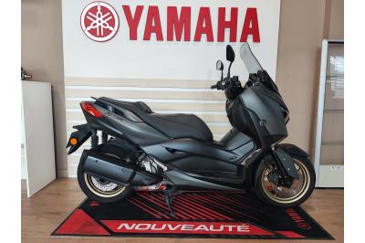 YAMAHA XMAX 300 Tech Max