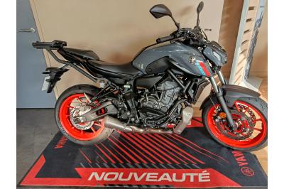 YAMAHA MT-07
