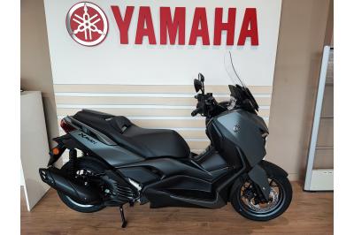 YAMAHA XMAX 125