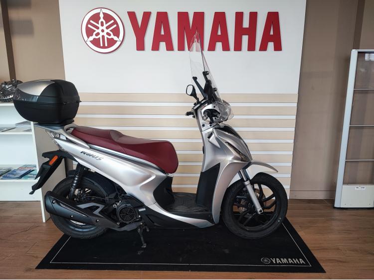 KYMCO NEW PEOPLE S 125/ 6800 KM (68 €/Mois)