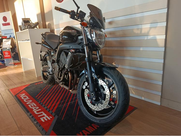 YAMAHA FZ6 (98CV) 